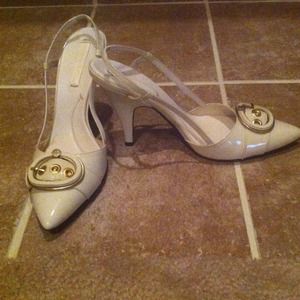 BCBG Maxazria Sling back