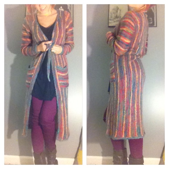 ✂✂REDUCED!✂✂Retro-chic trench length sweater!!!