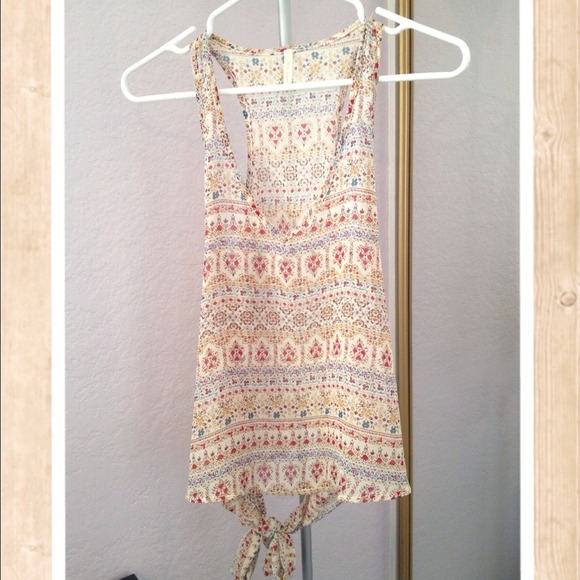 Paisley print tank with tie