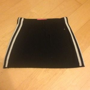 Cashmere Juicy Couture skirt