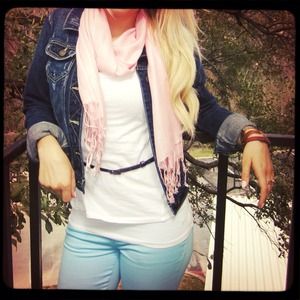 SOLD 💕Pink Scarf by Ulta💕