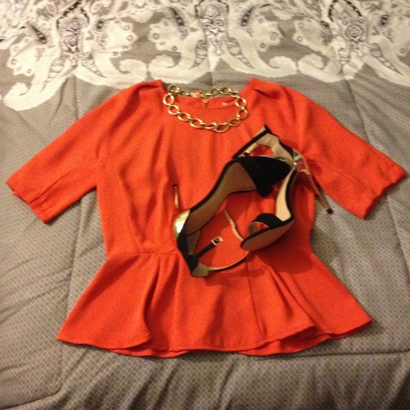 RESERVED Cute peplum shirt