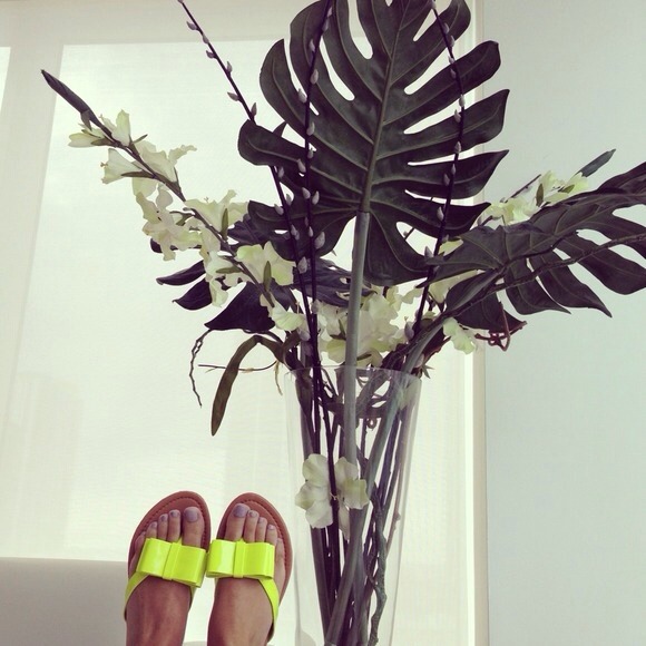 Shoes - NIB Neon Yellow Bow Flats