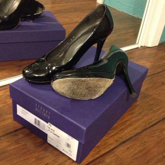 SOLD ❤Reduced!!!!Black Stuart Weitzman paten - Picture 3 of 3