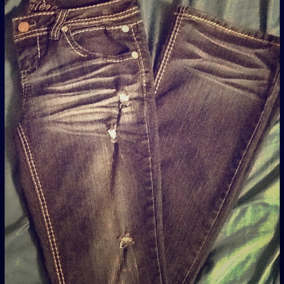 Medium wash denim. Great condition. Size 3/4 - Picture 1 of 3