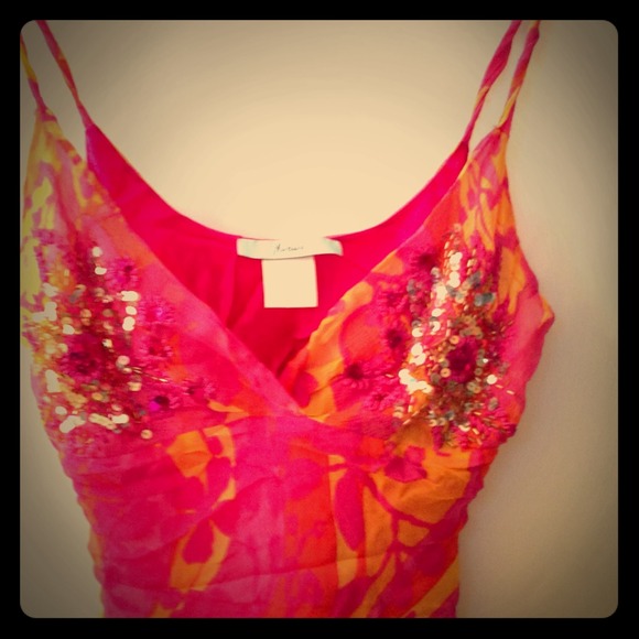 **Sold-bundle** Marciano tank w/ sequin detail