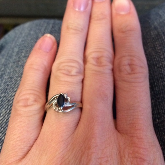 51 off Rogers & Hollands Jewelry White gold sapphire