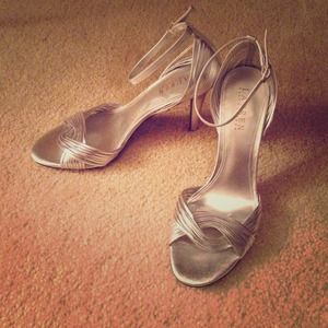 Ralph Lauren size 8 strappy silver heels