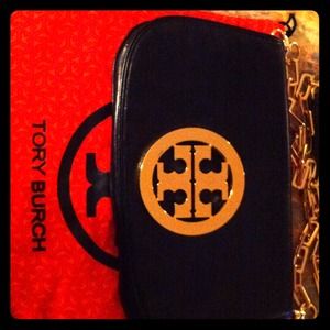 Tory Burch convertible logo clutch