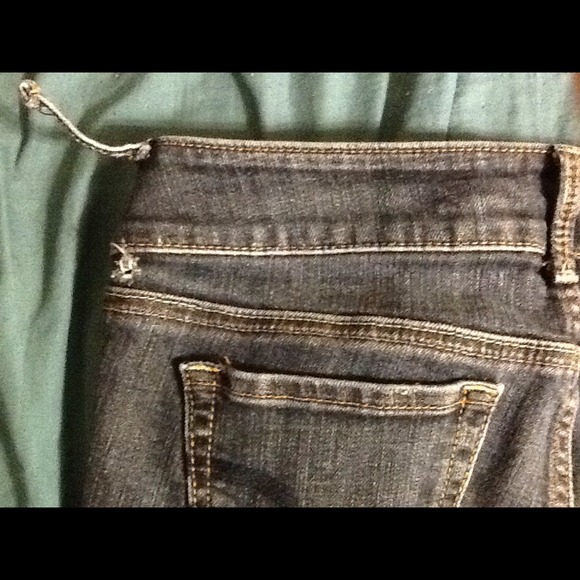 American Eagle capris Size 4 - Picture 3 of 4