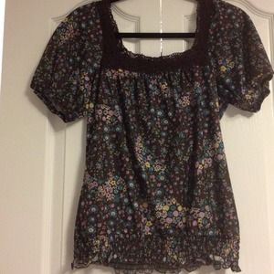 Floral brown floral top