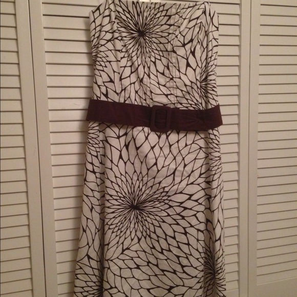 ** Reduced!!**Strapless Off White & Brown dress