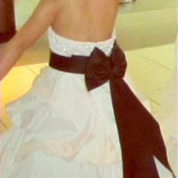 Flower girls dress - price reduced