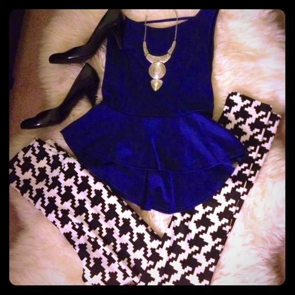 Reserved bundle 4 dvaanne tops & leggings bundle