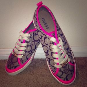 Brand New Guess tennis shoes