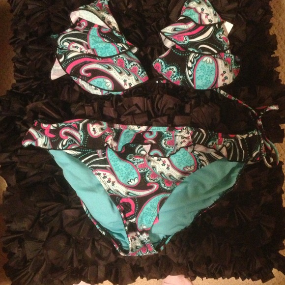 Swim suit