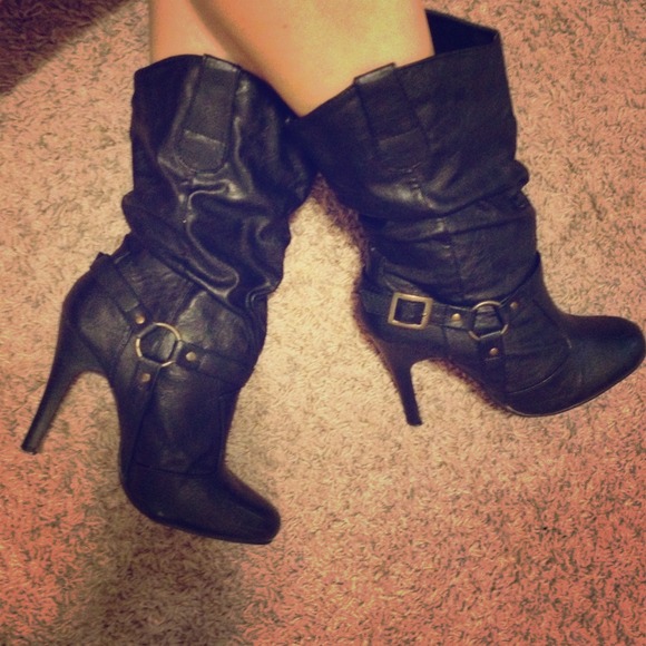 Sexy black boots