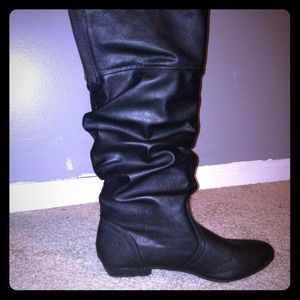 Black Slouchy Boot from ShoeFab
