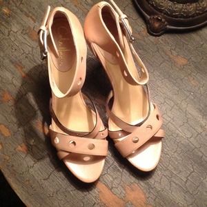 Cole Haan Tan Heel
