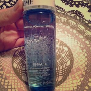 Lancôme Bi-Facil Make-up Remover