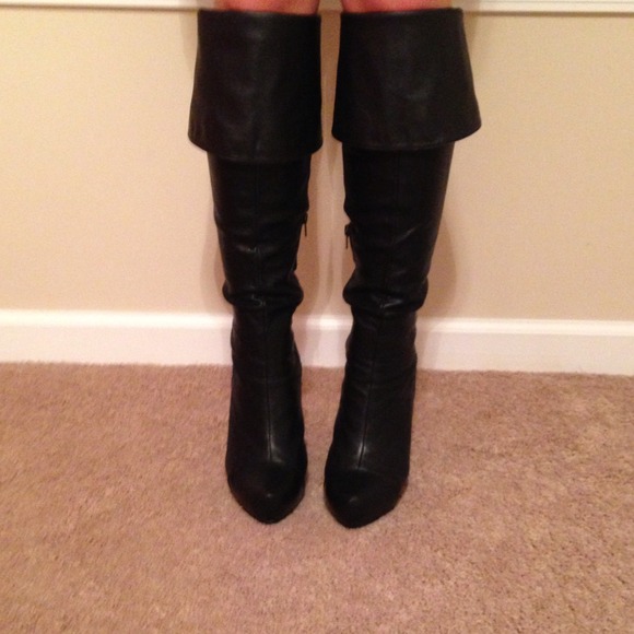 🎀🚫SOLD🚫🎀Leather Thigh High Boots