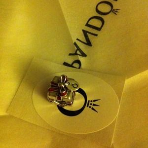 Pandora Christmas 2012 Christmas present charm.