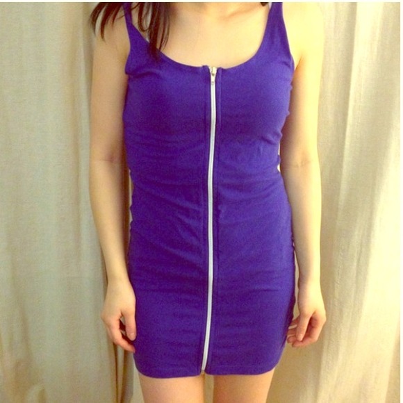 SALE❗ ROYAL PURPLE DRESS - Picture 1 of 3