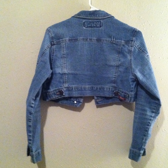 Cropped Distressed Denim Jacket - Picture 2 of 3