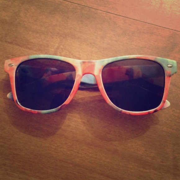 💀SOLD💀 Tie Dye Wayfarer Sunglasses
