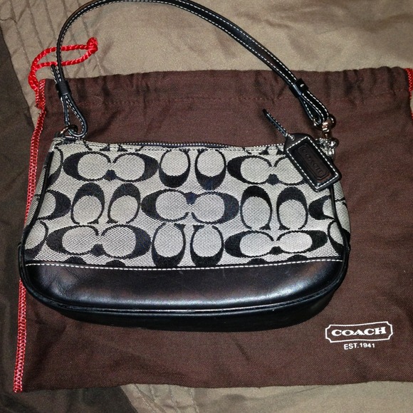 Authentic small Coach shoulder bag