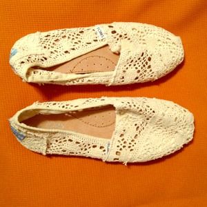 Crochet TOMS
