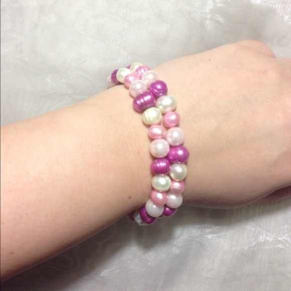 Pink and pearl double beaded bracelet - Picture 3 of 4