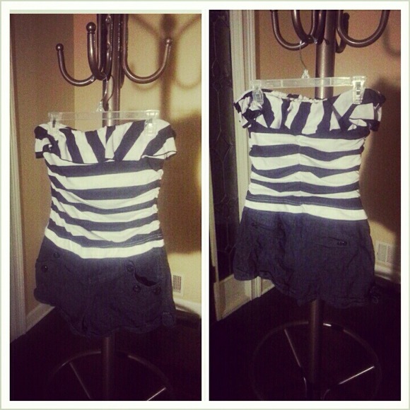 BUNDLE! Black/White & Denim Romper & Guess Sweats!