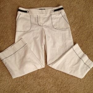Bebe Capri pants