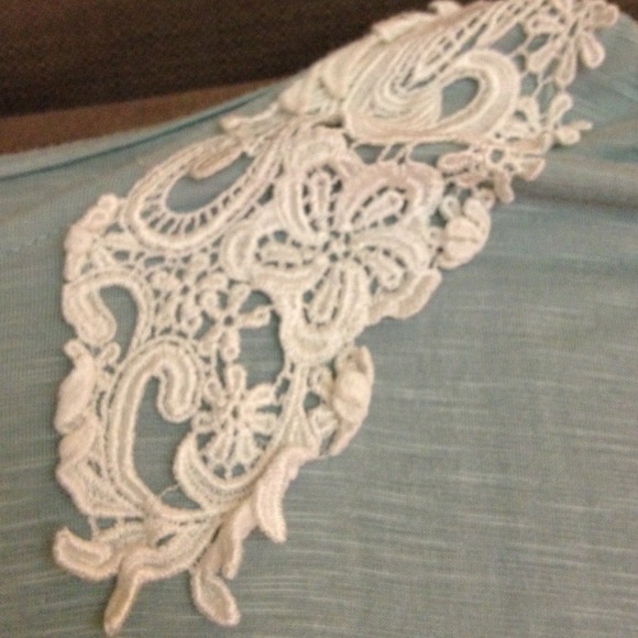 Mint top - Picture 2 of 3