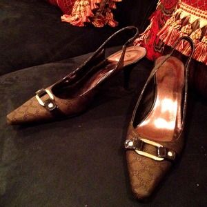 Etienne Aigner Signature Slingback Heels Shoes