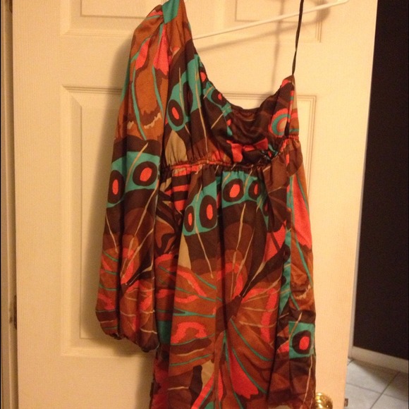 Judith march one should dress