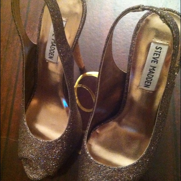 Steve Madden hills