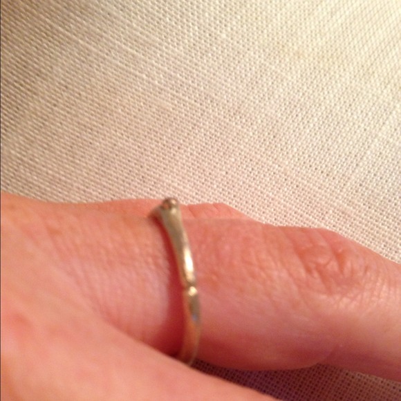 Gold plated special ring with fleck diamond. - Picture 4 of 4
