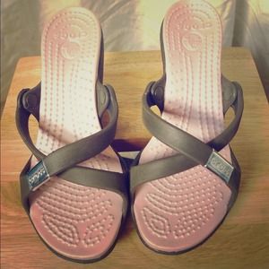 Crocs Heel Sandals **RESERVED FOR @rosepizzo**