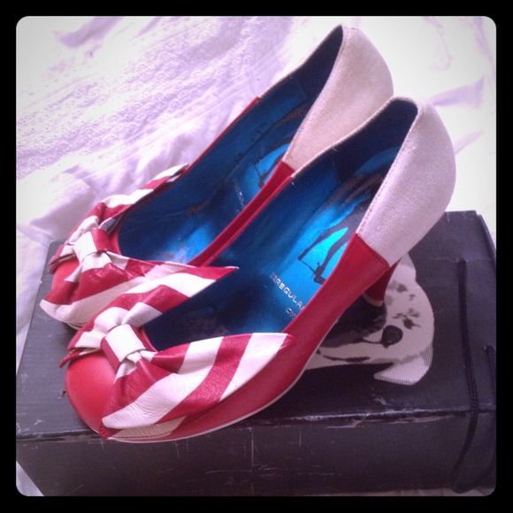 ** SOLD ** Irregular Choice Striped Bow Pumps