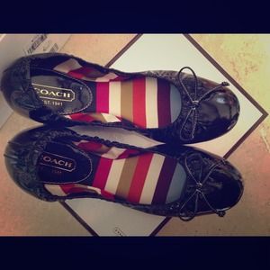 NWT n Box Coach jilly Crinkle Patent A2576