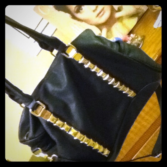 Steve Madden black gold studded purse ❤❤💀