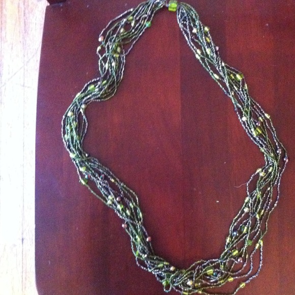 Green cascade necklace - Picture 1 of 1