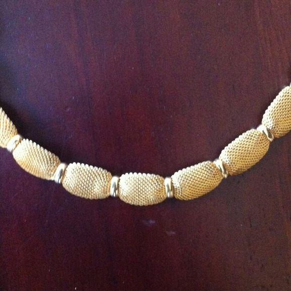 Vintage gold chocker - Picture 2 of 2