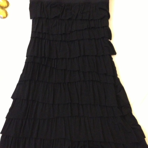 Fabulous black tiered dress - Picture 2 of 4
