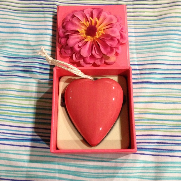 🌸ITEM RESERVED🌸 Pocket Locket