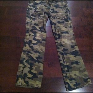 Joie camouflage cargo psnts