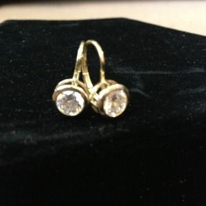 💋SOLD💋 Beautiful CZ dangles.