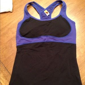 Lucy workout tank - size medium